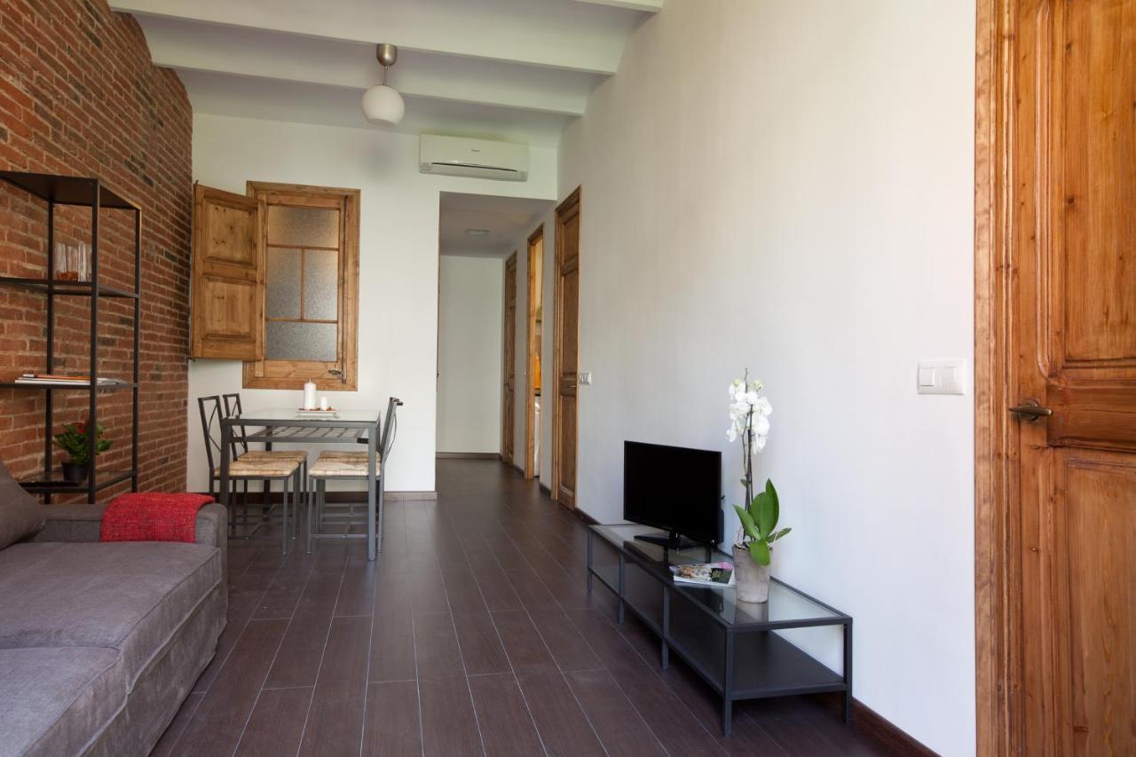 Beautiful Eixample Flat For Families Apartment - Barcelona — Photos 1